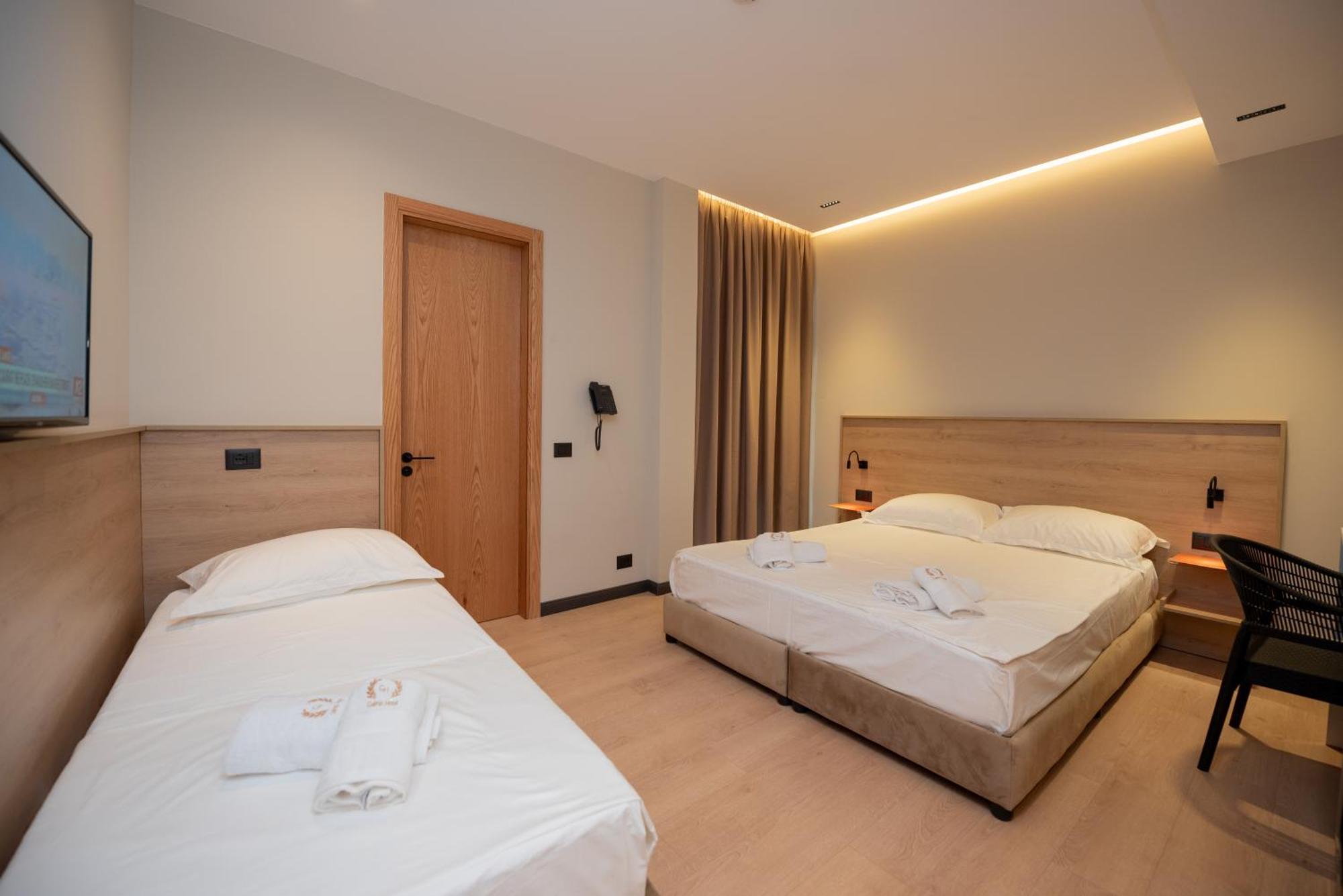 Calma Boutique Hotel فلورا المظهر الخارجي الصورة